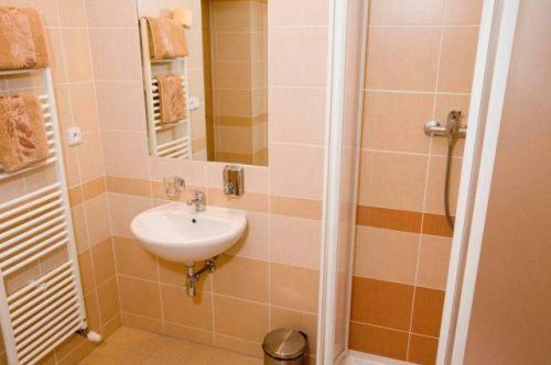 Hotel Satyam Брно Номер фото