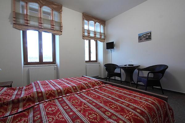 Hotel Satyam Брно Экстерьер фото